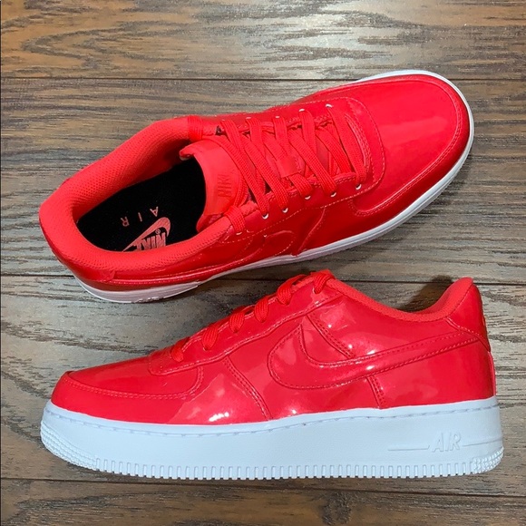 NIKE AIR FORCE 1 LV8 UV (GS) Siren Red/Siren Red-W - Picture 12 of 16